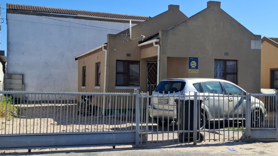 3 Bedroom Property for Sale in Strandfontein Western Cape